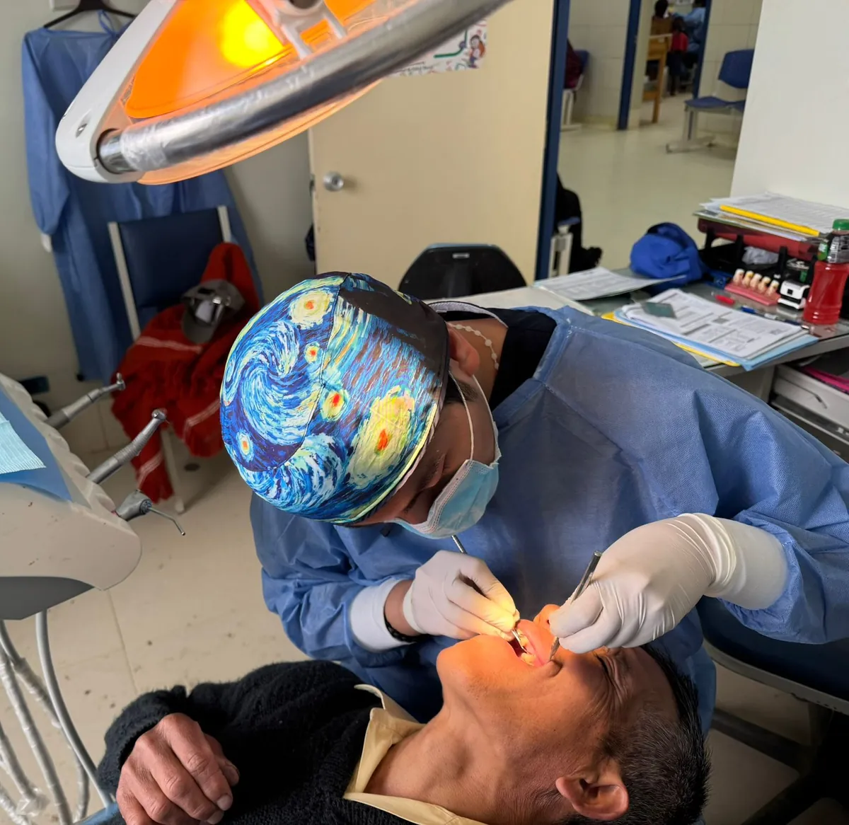 Dr. Gianfranco Robles